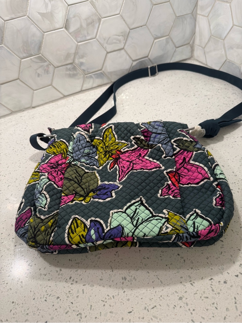 Vera Bradley Hadley Crossbody Bag Retired ‘Falling Flowers’ Pattern NWT Quilted